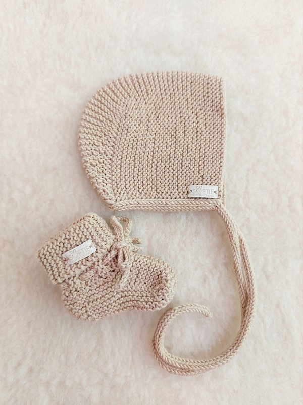 Merino bonnet hat sand