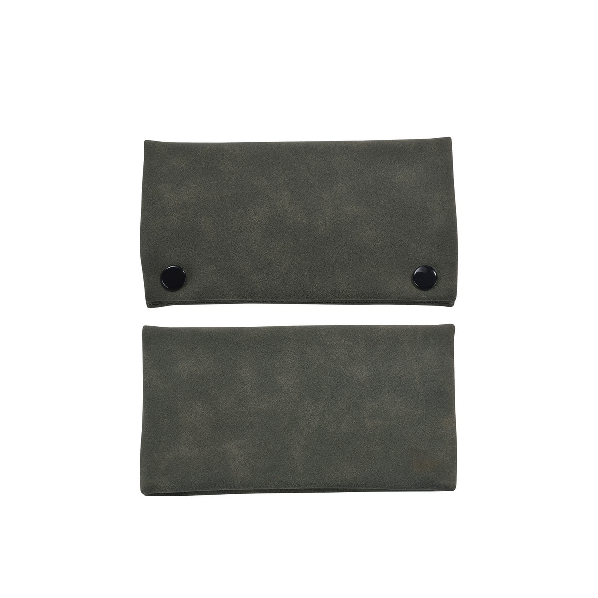 Display of 12 smoker pouches