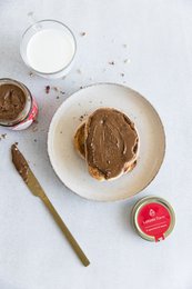 Burro di Mandorle e Nocciole con datteri e cacao, 210gr