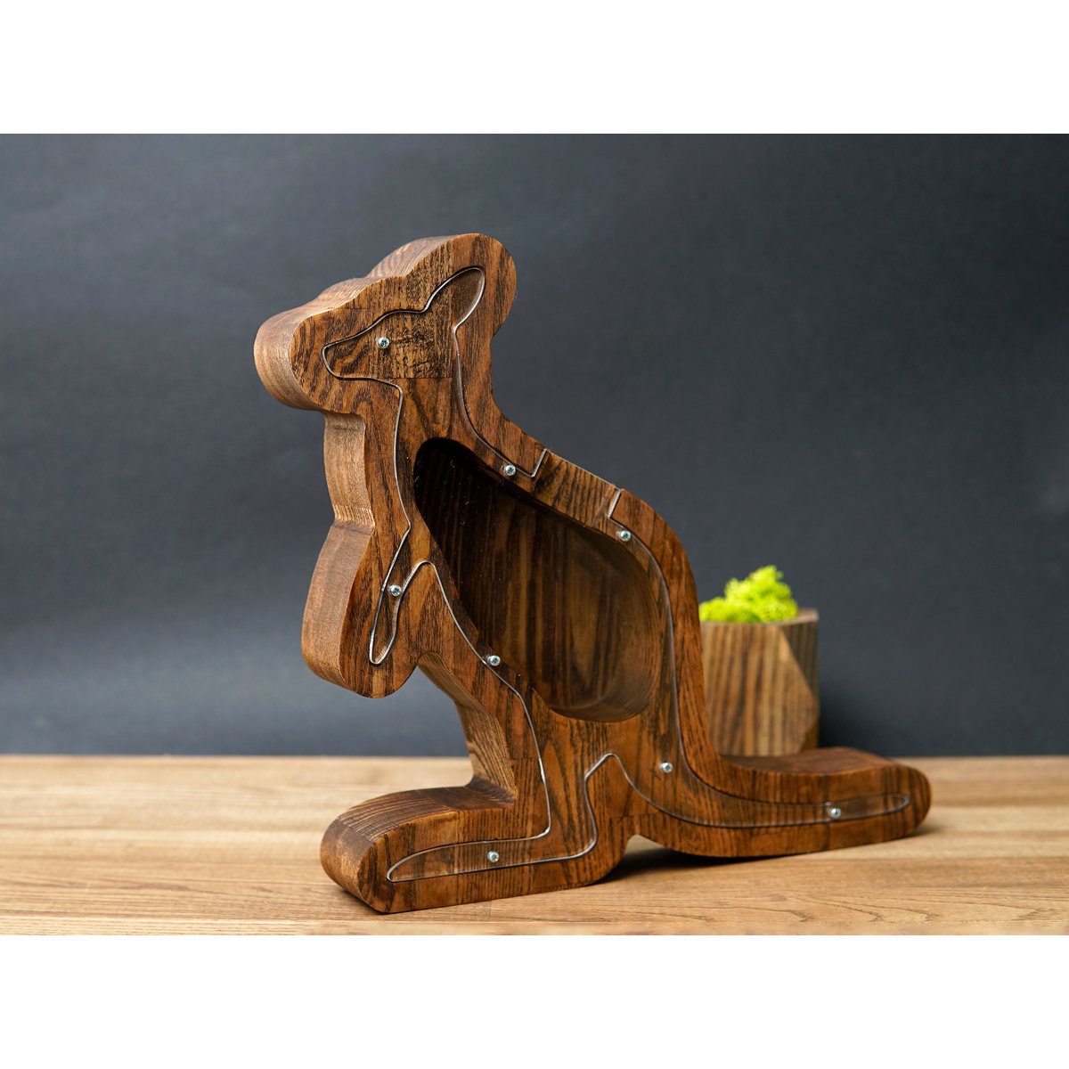 Piggy Bank Kangaroo Braune Farbe