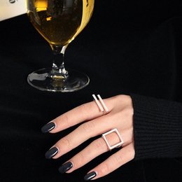 Bague double barre géométrique minimaliste audacieuse