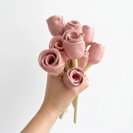 Rose en céramique – Tige de fleur décorative faite à la main