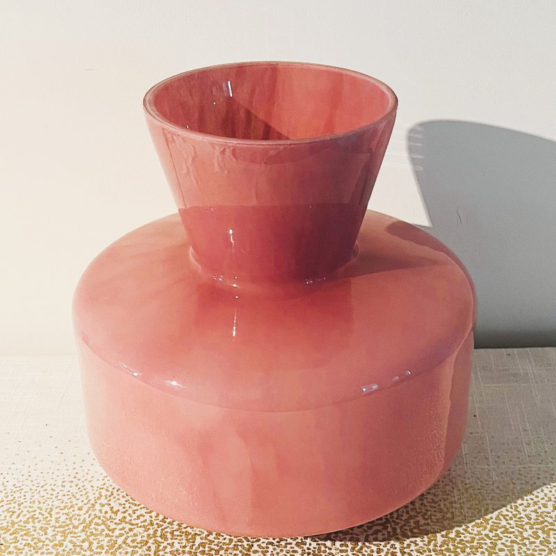 Flower vase pink collection