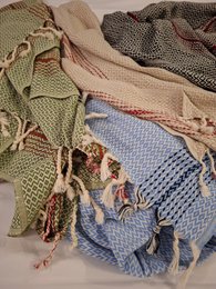 Soft, absorbent Turkish towel with a Scandinavian-inspired diamond pattern in navy, teal, and grey colors. Ideal for the bathroom or beach.