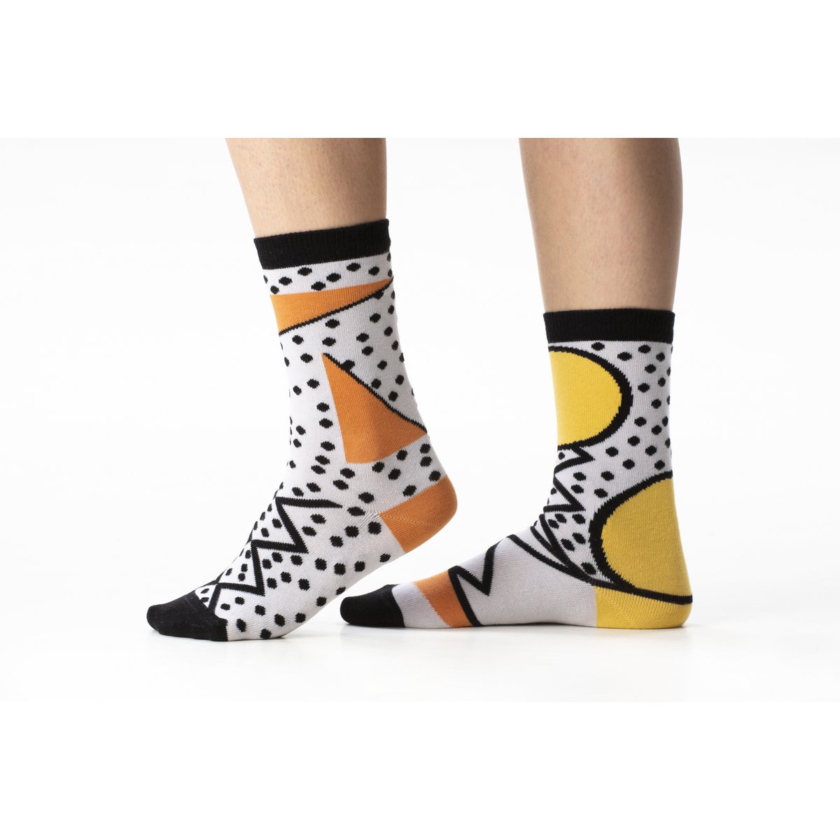 GRAFISCHE ÜBERGROSSE SOCKEN AUS BIO-BAUMWOLLE