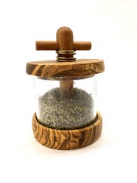 Kräutermühle aus Olivenholz