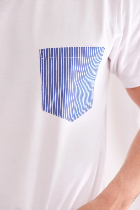 T-shirt poche à rayures
