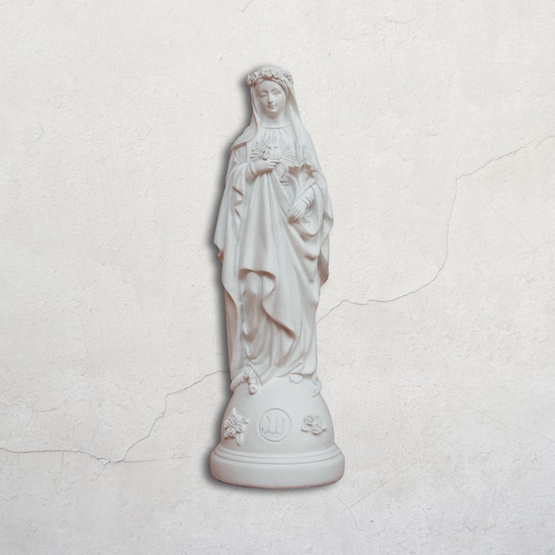 Statuette Mary with flowers