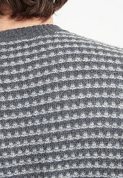 ZACH 3 Kasjmier trui met ronde hals en 4-draads tweekleurig jacquardpatroon