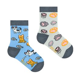 Colorful kids' socks featuring playful cat designs in various shades of blue, gray, and yellow. The socks come in multiple size options to fit children's feet.