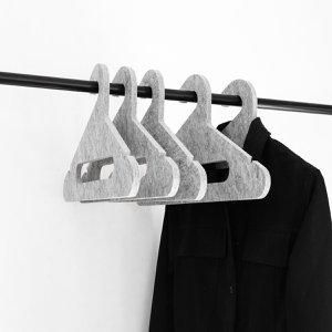 Kledinghanger | gevoeld