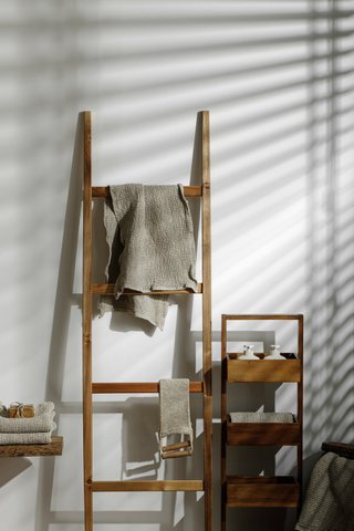 Waffled linen bathroom towel / Medium
