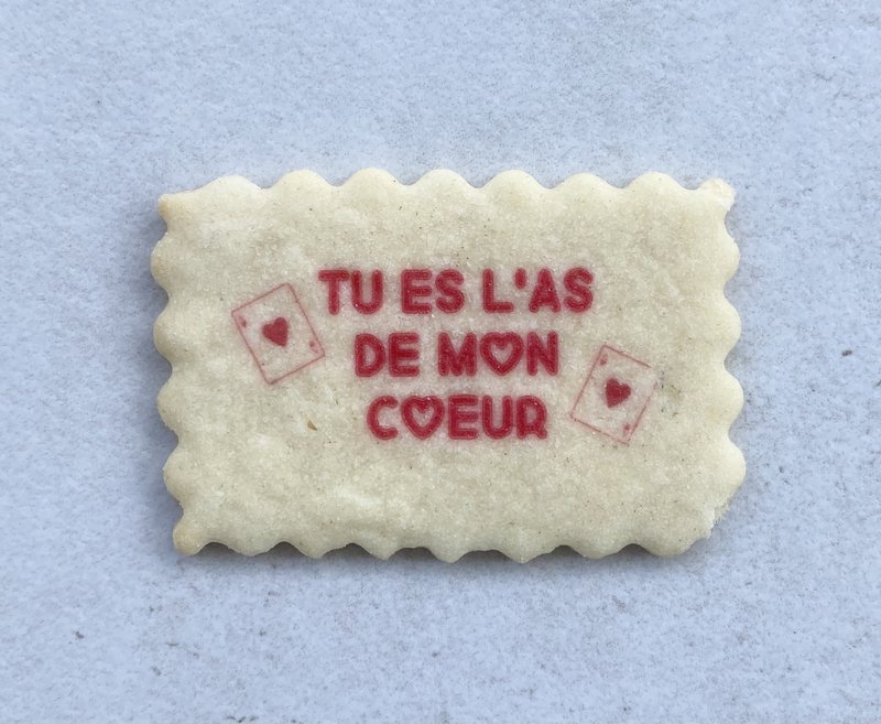 Box of personalized biscuits with the theme "Croque moi!" Copy