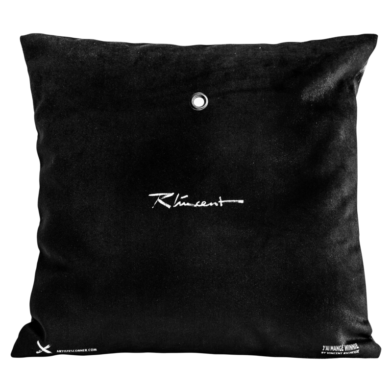Velvet cushion I ate Winnie by Vincent Richeux