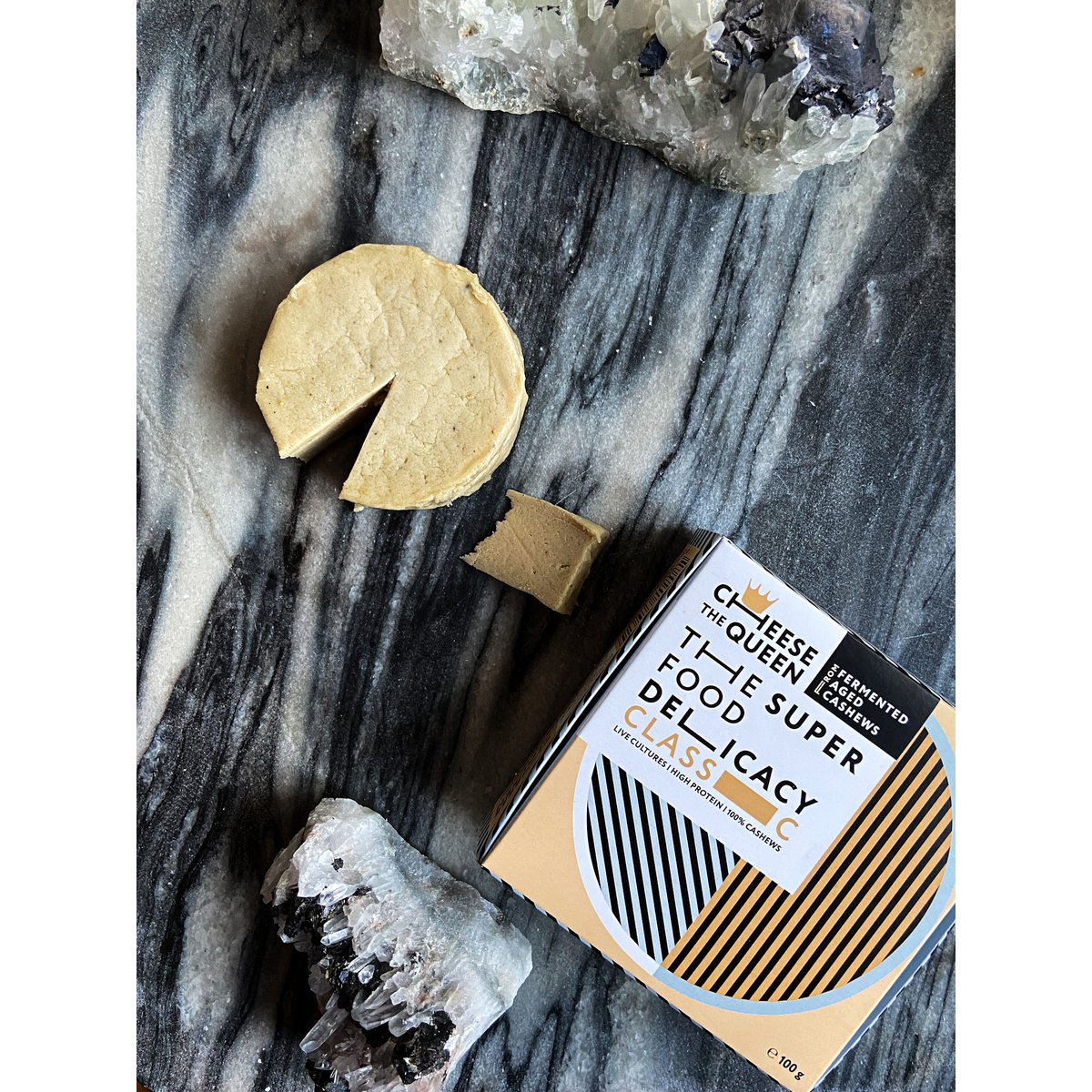 Queso la Reina "Clásico" Añejo Delicadeza de anacardos fermentados