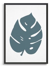 Minimal monstera leaf wall art in gray tones. Stylized botanical print featuring the distinctive shape and texture of a monstera leaf.