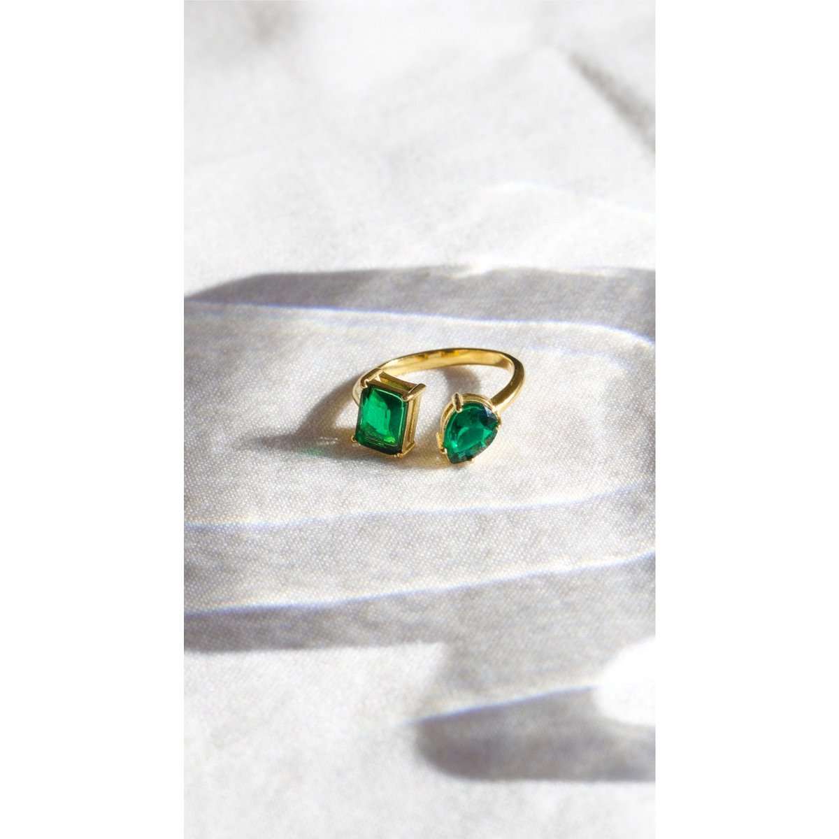 Helena - Pæreformet forlovelsesring vintage