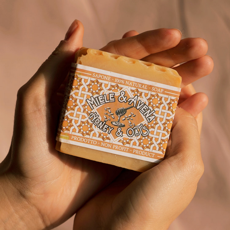 Cold-processed all-natural soap: Pomegranate, Coffee-Cardamon, Honey-Oats