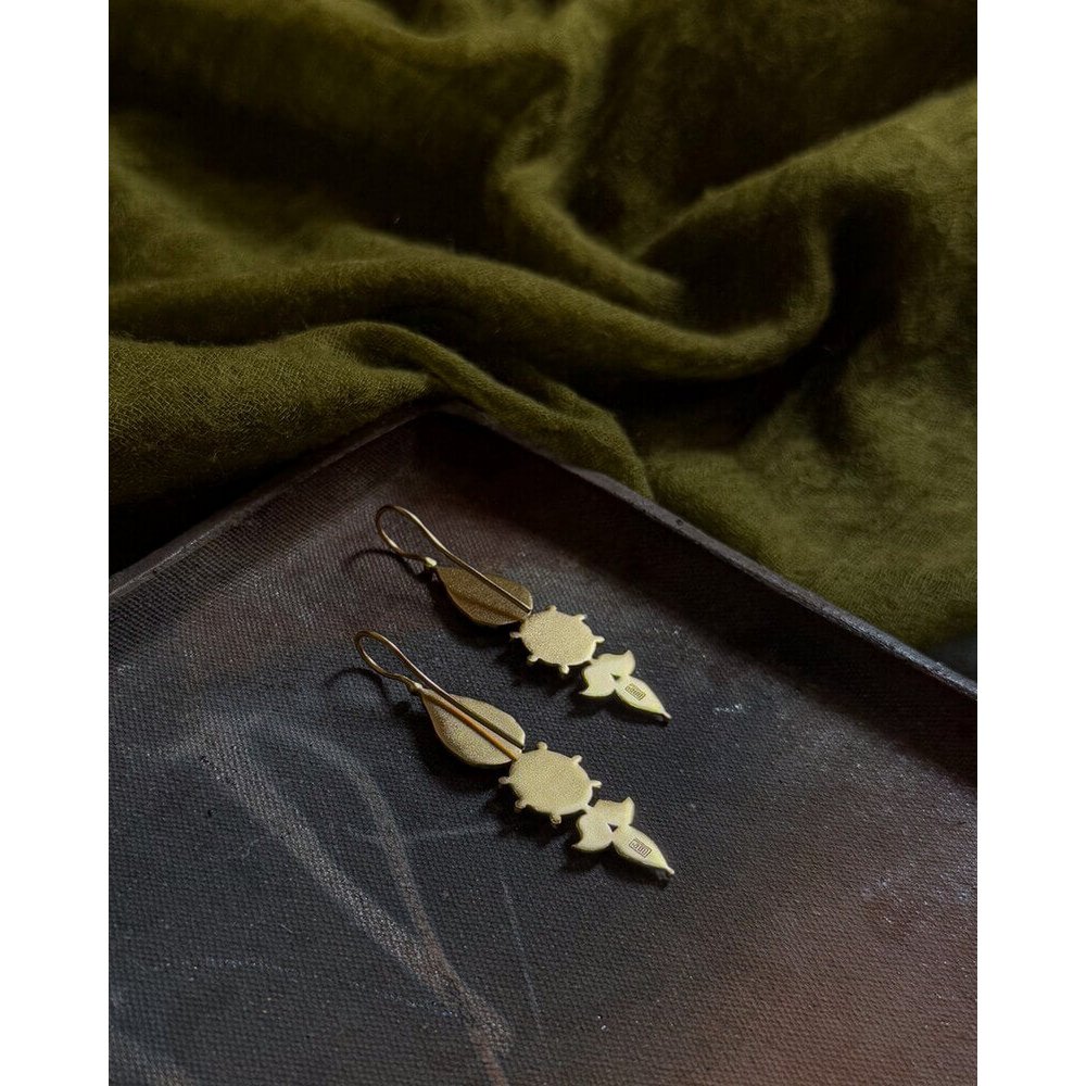Acre desconocido | Pendientes Acre – Oro