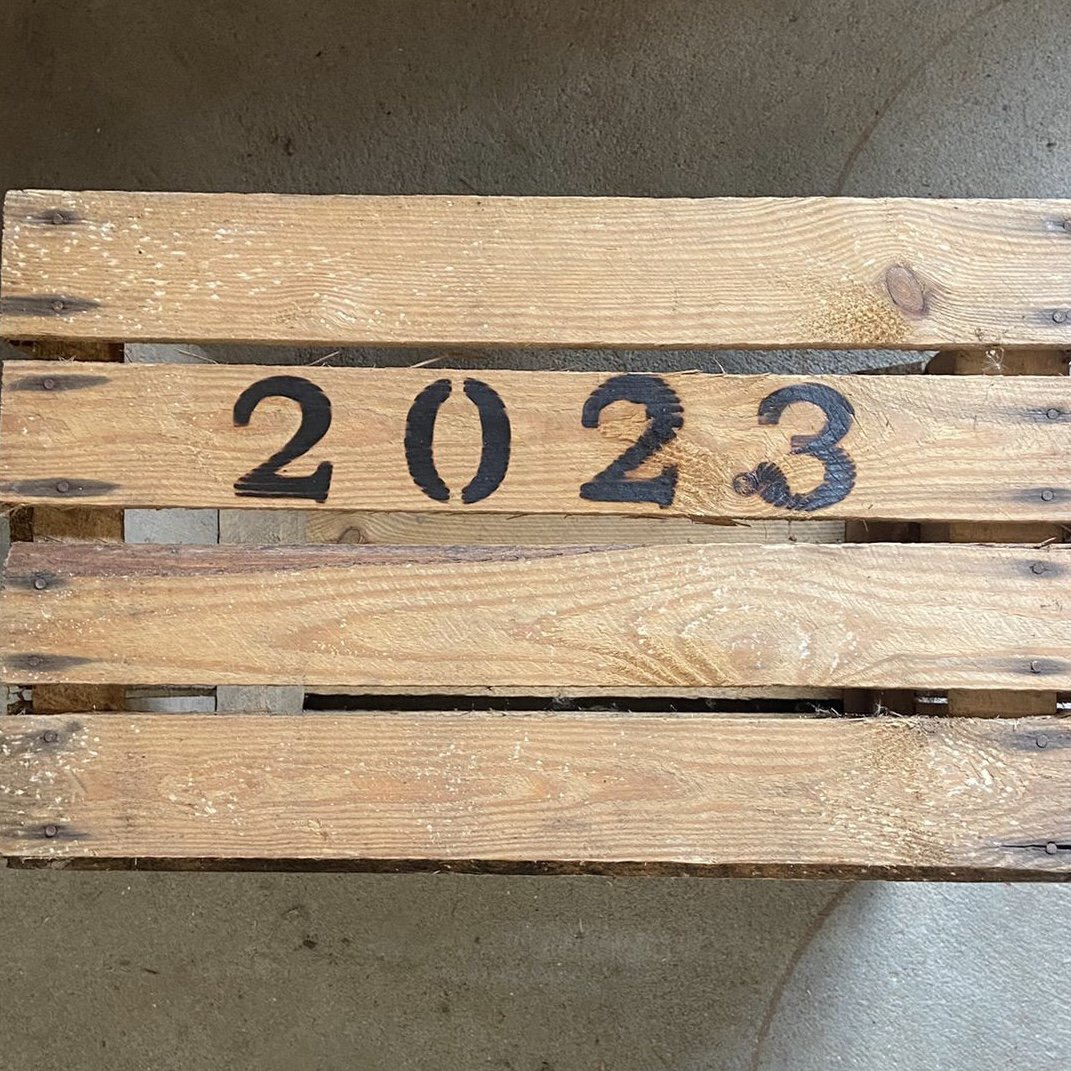 DREWNIANE PUDEŁKO / SKRZYNKA 2023
