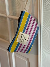 Handgefertigter recycelter Nylonbeutel