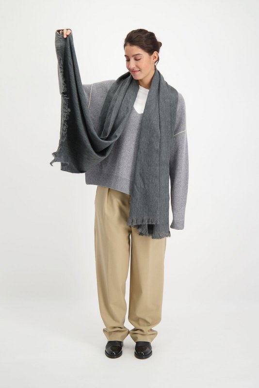 Bufanda Gris Oscuro