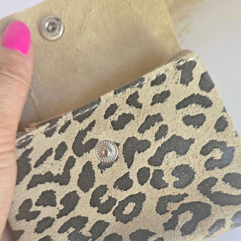 Mini pung leopard sand