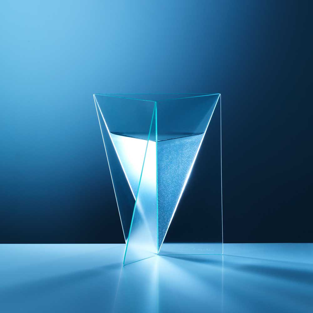 Designvase - Mart van Schijndel - Deltavase