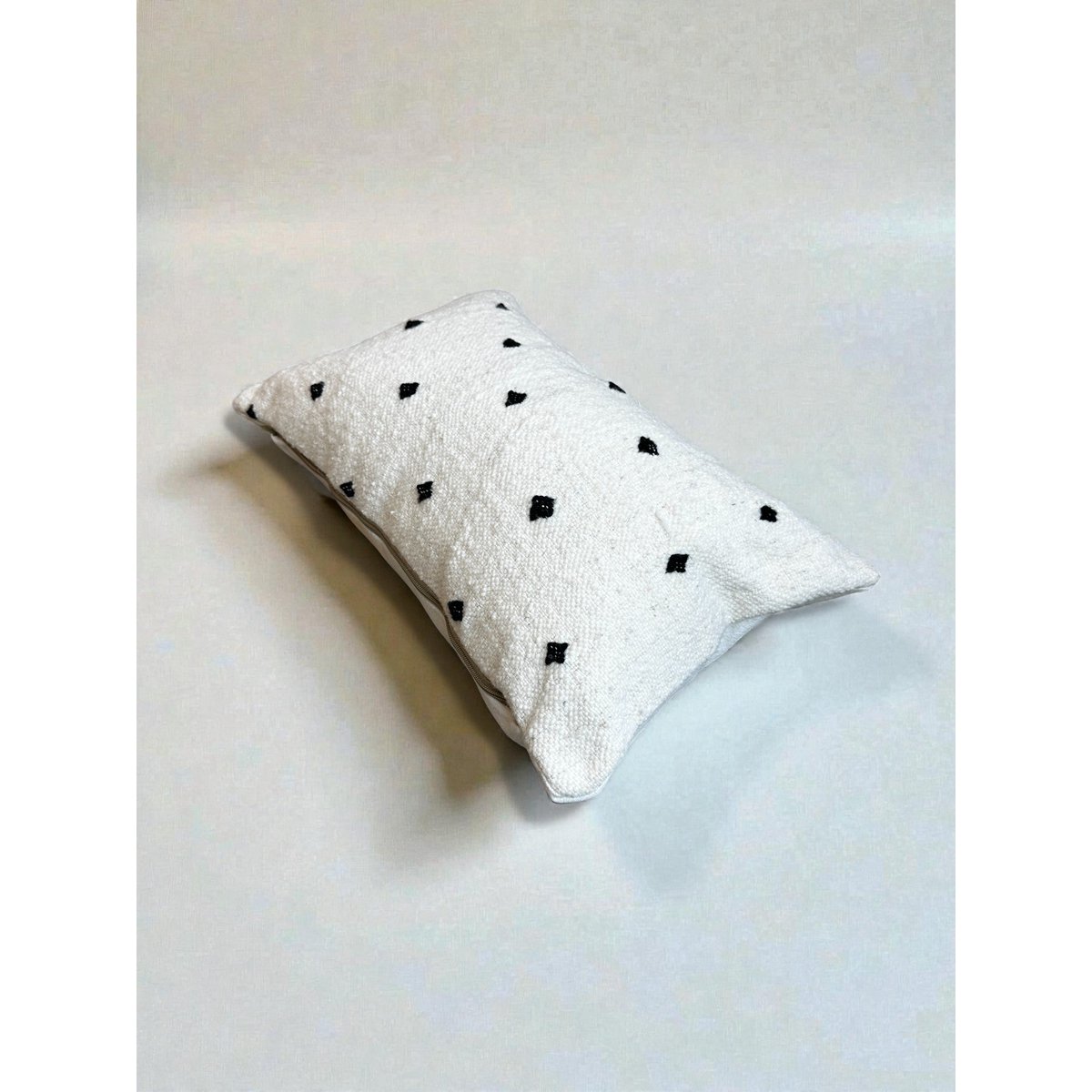 Pillow - Mona - 30 x 50