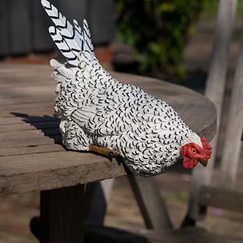 HUHN AUF RAND MIT METALLSCHWANZ 23X14X24 CM