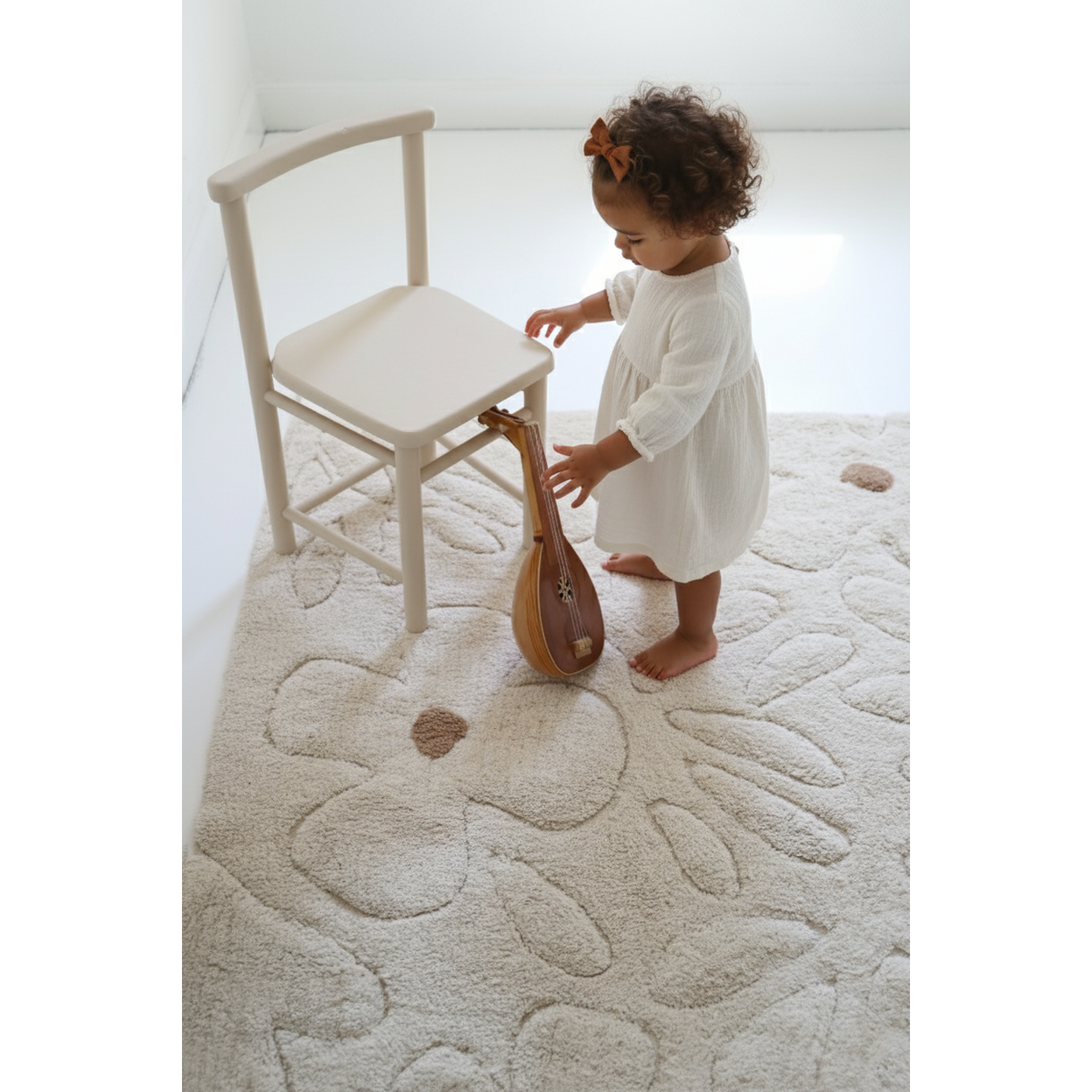 Waschbarer Kinderzimmerteppich aus Baumwolle mit Blumenmuster GENTLE FLORA