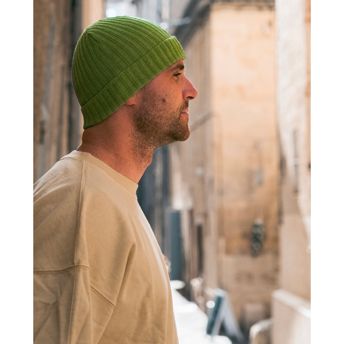 Bonnet en laine et acrylique vert