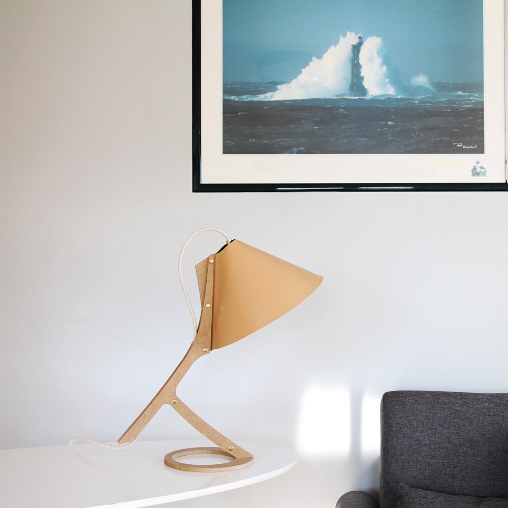 Lampe à poser SILENCE cuir revalorisé