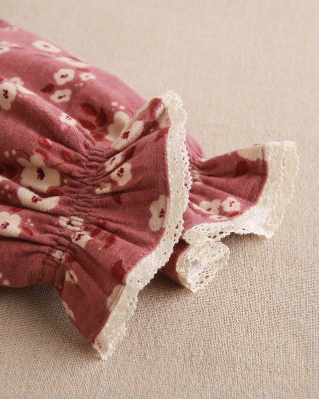 Floral girl's dress with embroidered lace detail P157-19608031