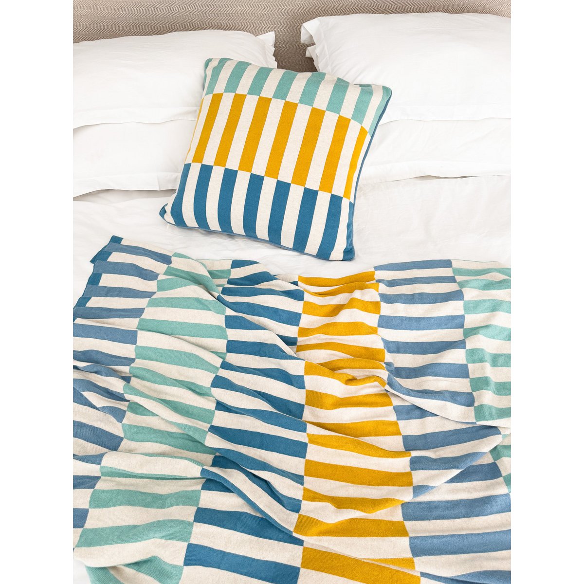 Mojo Blue Jacquard Throw – Blødt børstet bomuld