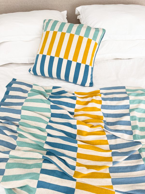 Mojo Blue Jacquard Throw – Blødt børstet bomuld