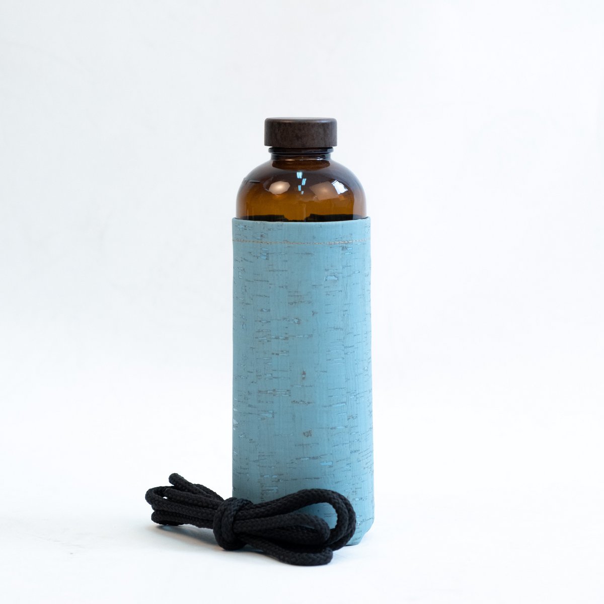 Water bottle - Sky blue cover - 600ml