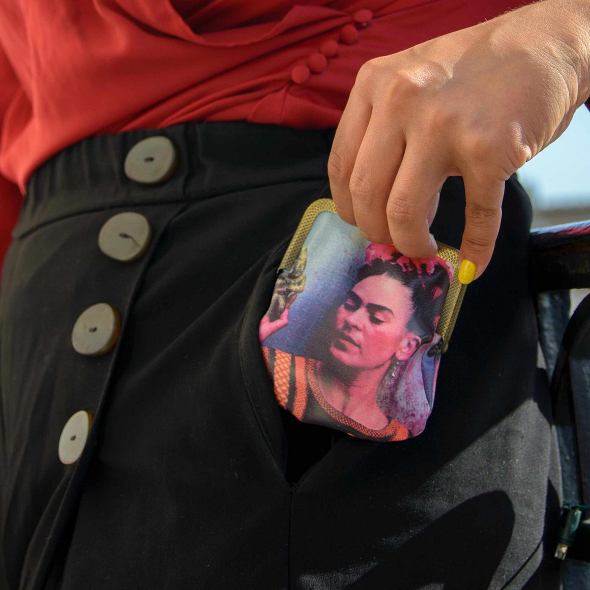 Tiny Wallet - Frida
