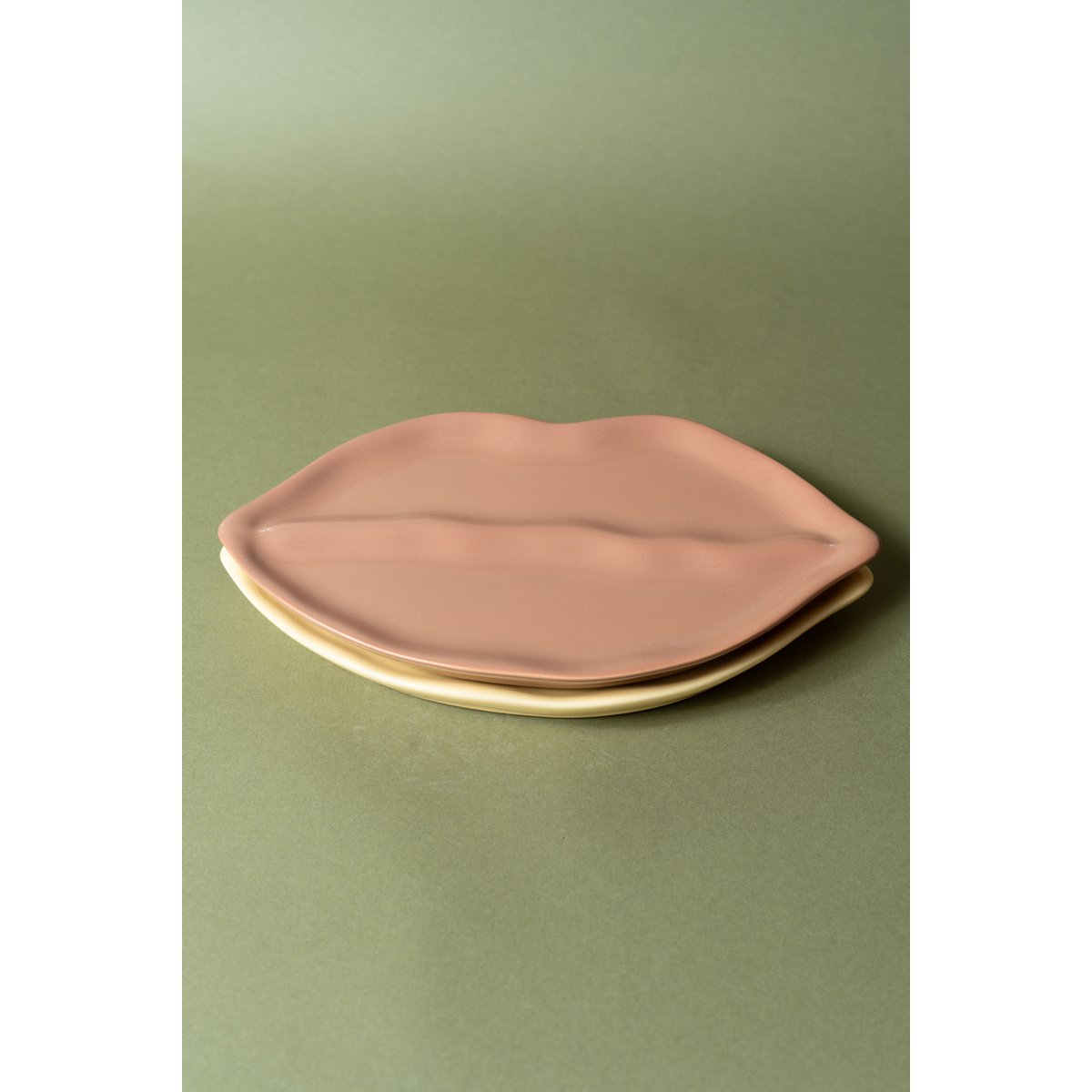 Sisi plate, Lips punch