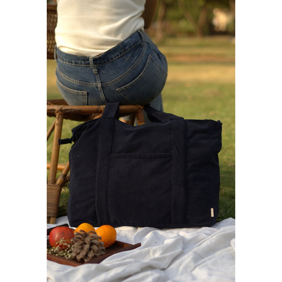 Borsa tote | Corduroy Pockets Velcro Laptop Slot Black
