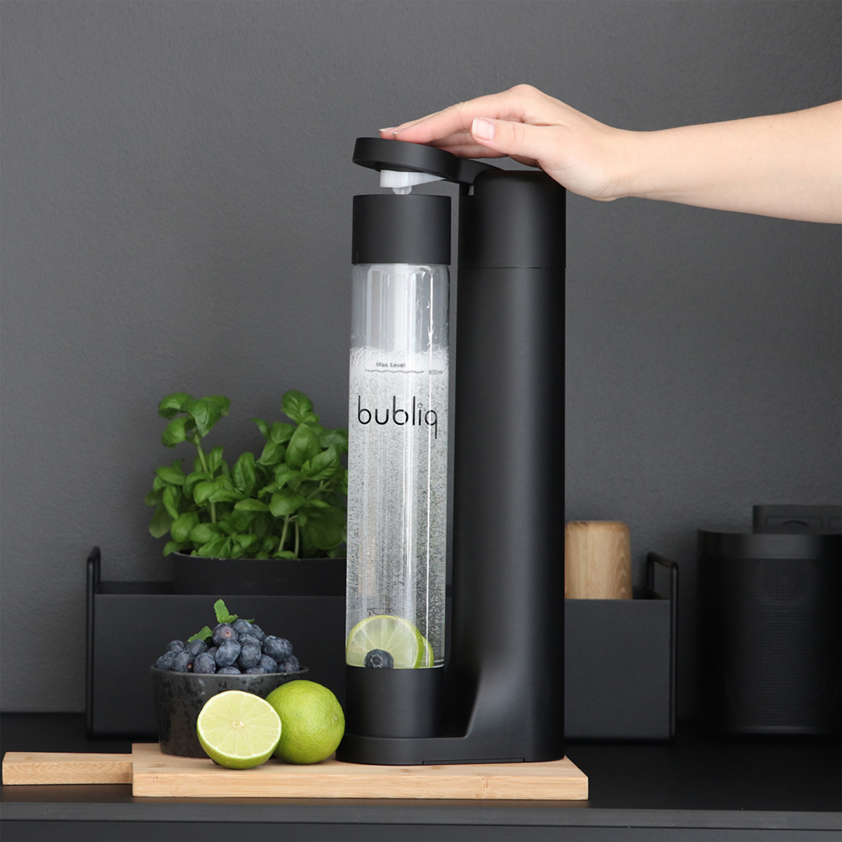 Matte black bubliq drink carbonator