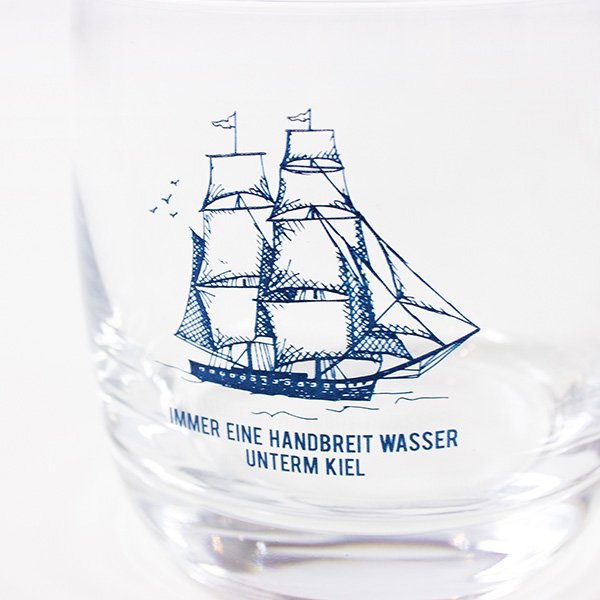 Whiskyglas van kristal “water onder de kiel” – maritiem ontwerp, gemaakt in de EU