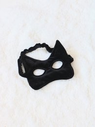 Sort kattemaske