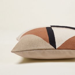 TRIAGO natural and black cushion cover