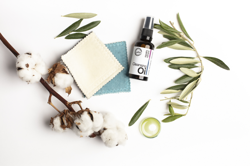 Olio detergente: ripara e rinnova