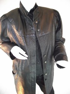 MIKE & CHRIS Edle Lamm- Nappa Long Jacke aus 100% Lamm-Nappa_Modell: Caroline