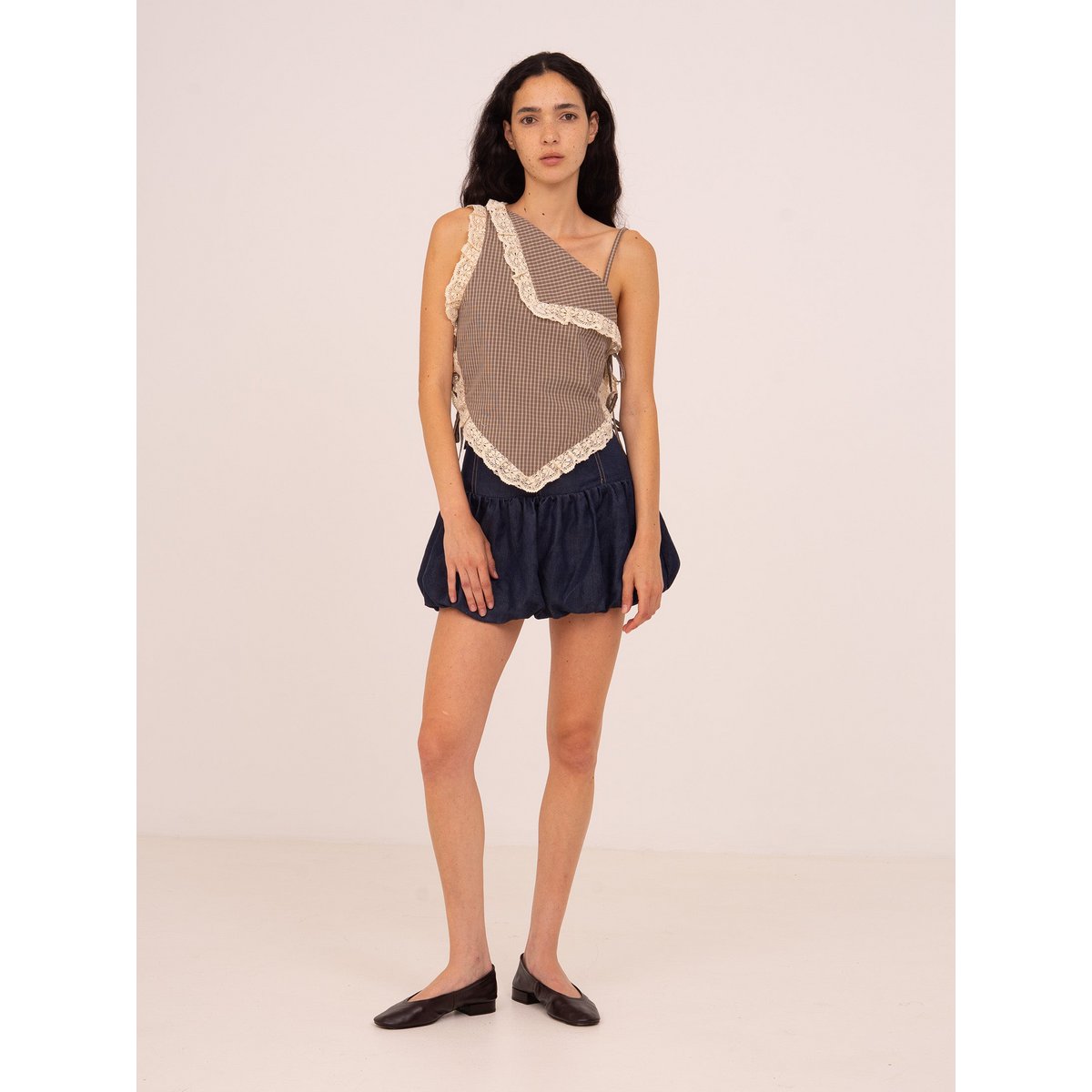 Rove bruin geruite asymmetrische top