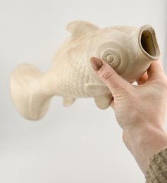 Ceramic vase fish beige