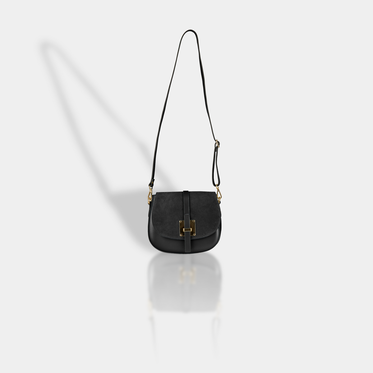 "Myun" shoulder bag made of real leather