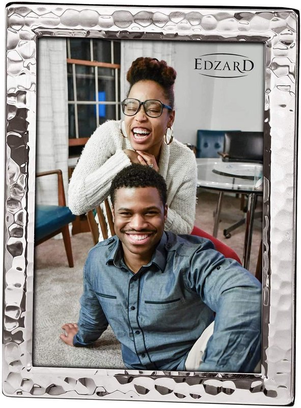 EDZARD photo frame Pavia for photo 13 x 18 cm, noble silver-plated, tarnish-protected, with 2 hangers